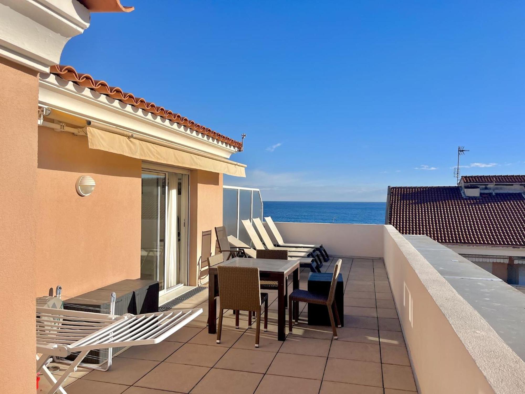 "Le Rooftop Des Rivages" Immense Terrasse, Centre Leilighet Menton Eksteriør bilde